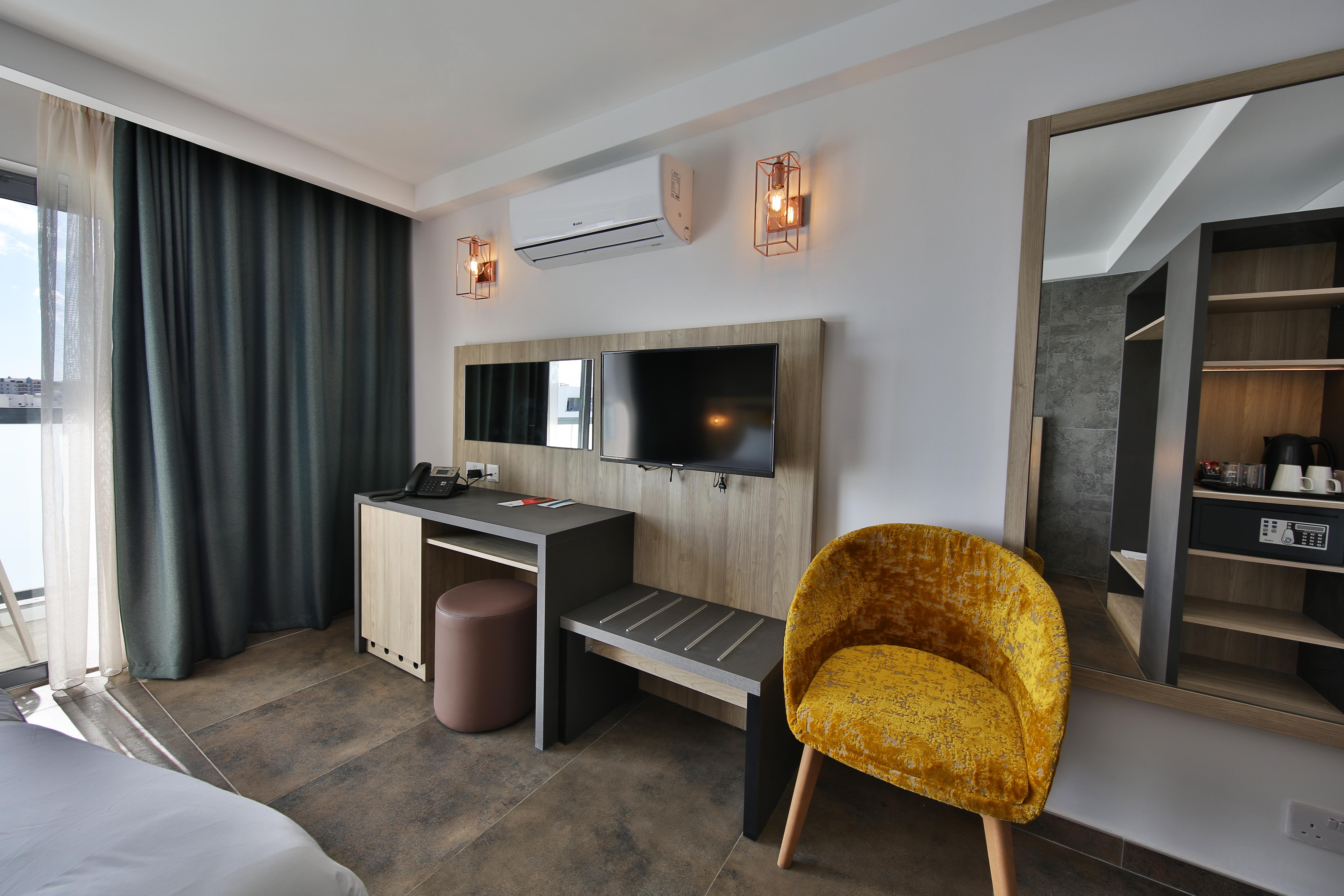 Ivy Hotel - Adults Only Saint Julian's Εξωτερικό φωτογραφία