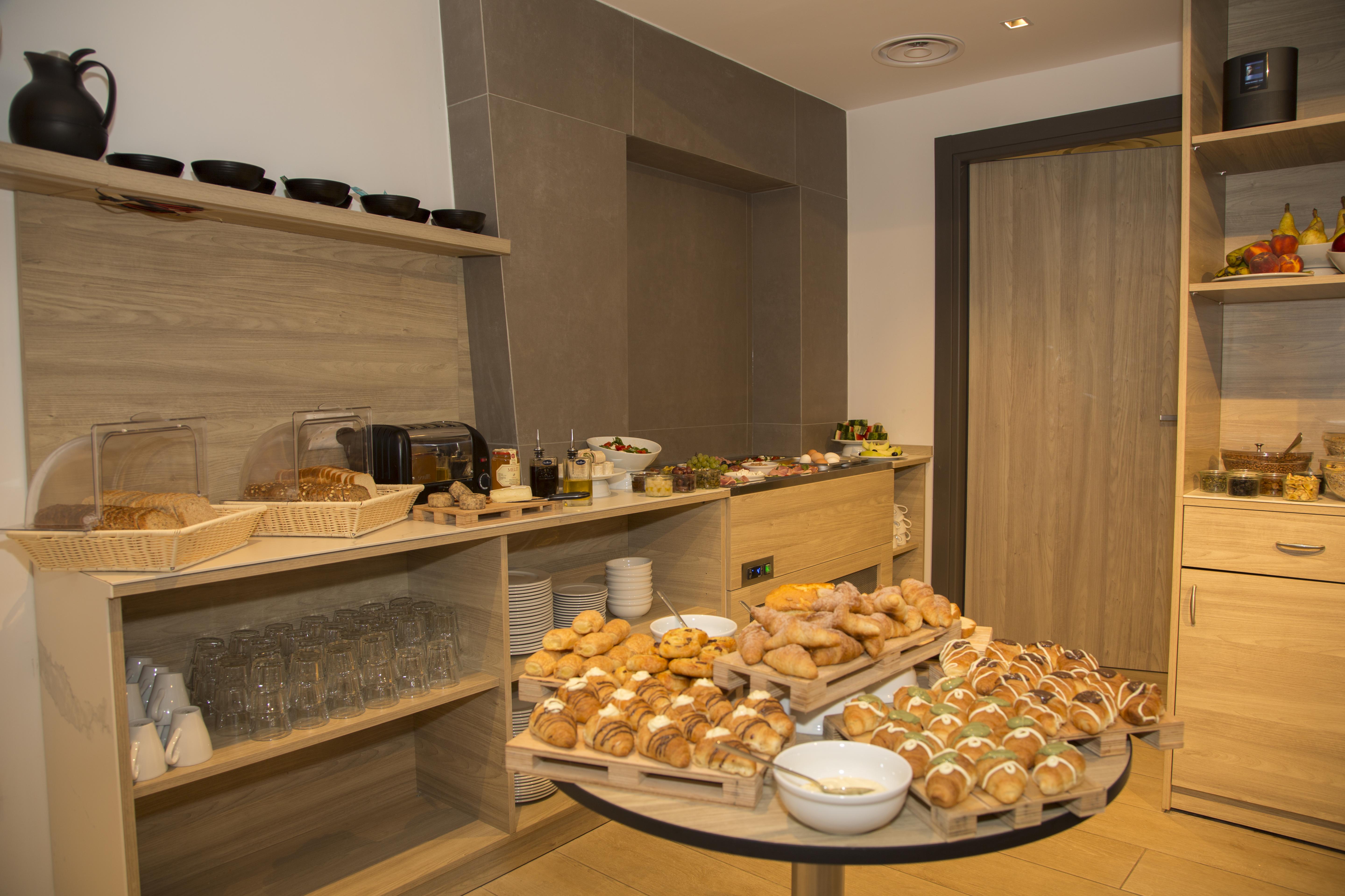 Ivy Hotel - Adults Only Saint Julian's Εξωτερικό φωτογραφία